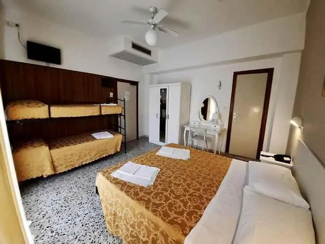 Hotel Modenese