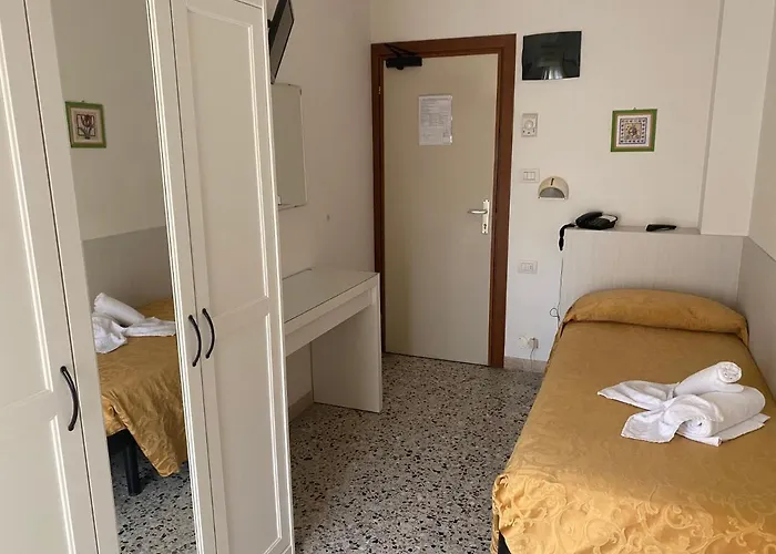 Hotel Modenese