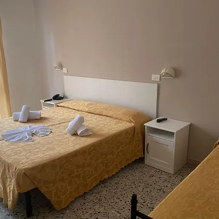 Otel Modenese 3*