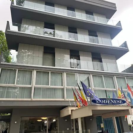 Hotel Modenese