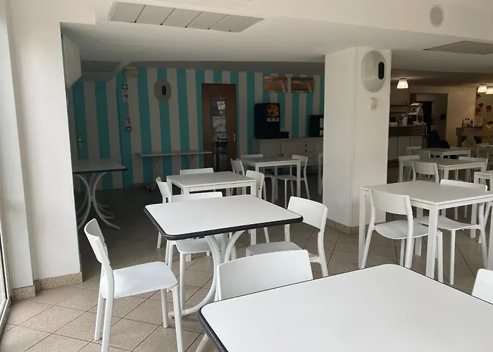 Modenese מלון ריצ'יונה