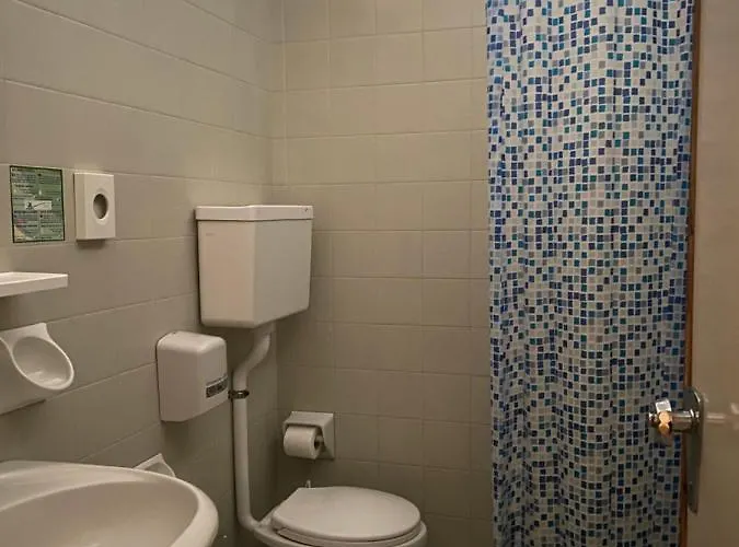 Modenese מלון ריצ'יונה