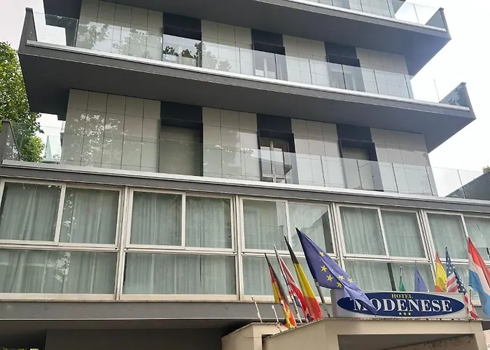 מלון Modenese